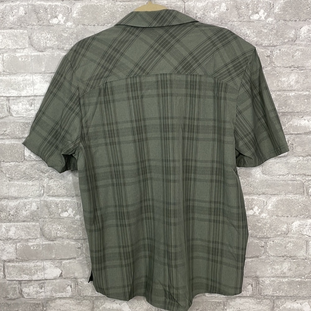 Gerry Olive Plaid Tech Woven Shirt - Picture 5 of 6